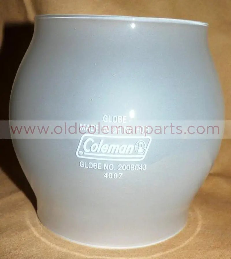 200A Globe Frosted